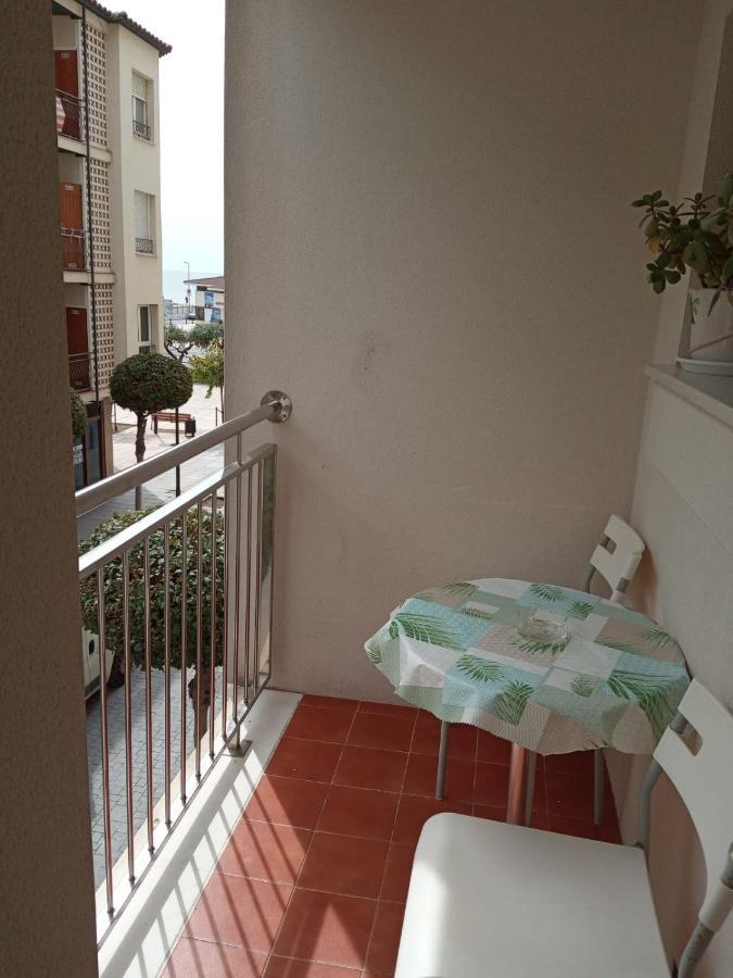 Club Nautic Apartment Cambrils Exterior foto