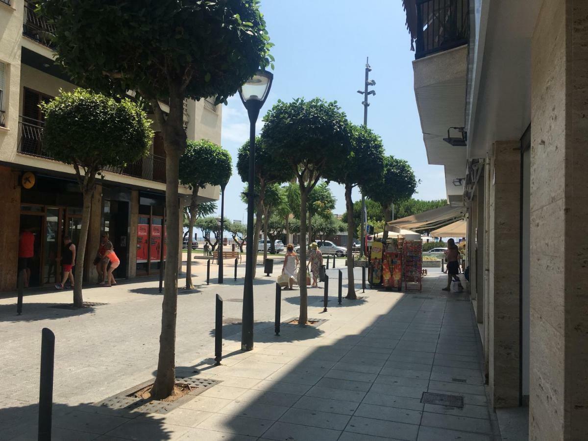 Club Nautic Apartment Cambrils Exterior foto